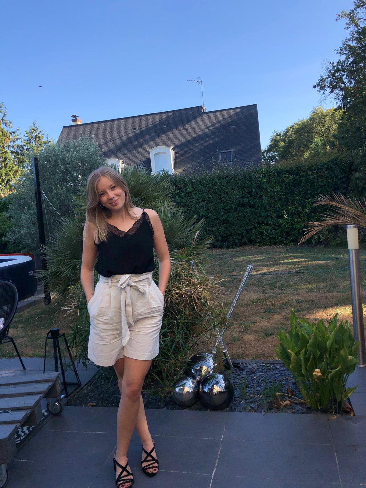 look d'été avec short en lin